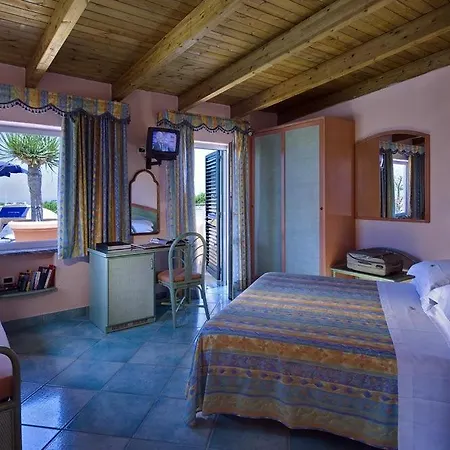 Carlo Magno ラッコ・アメーノ