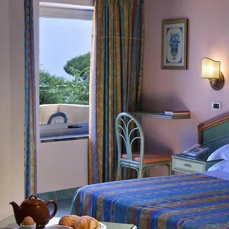 Carlo Magno ホテル